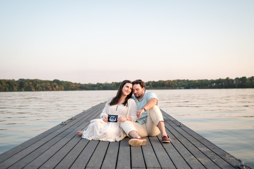 Old Hickory Lake Maternity Photos