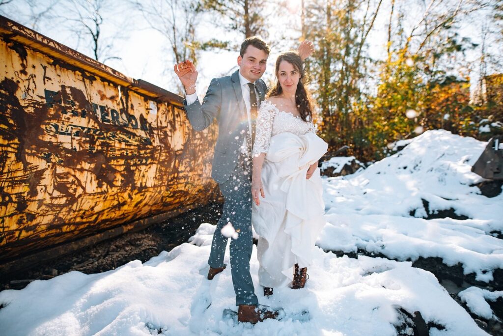 Andy and Rutgar wedding photo shoot in snow
