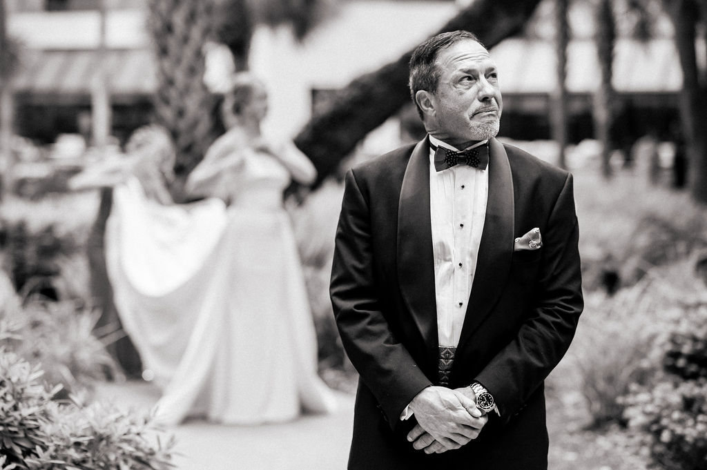 Hanna father emotional