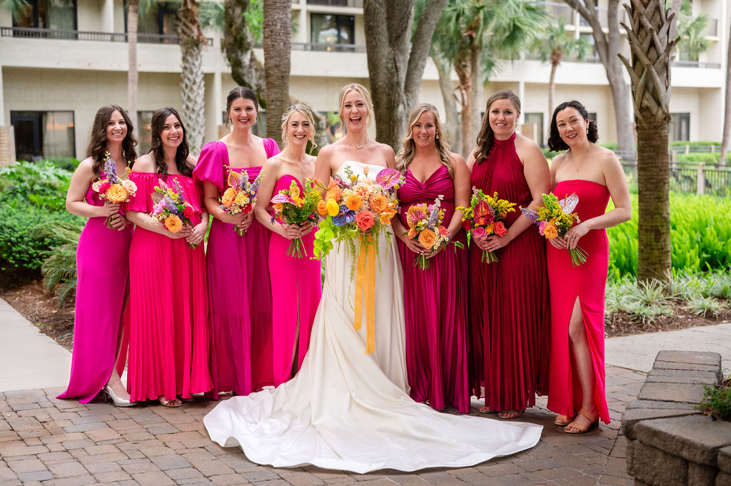 Hanna wedding photography with friends