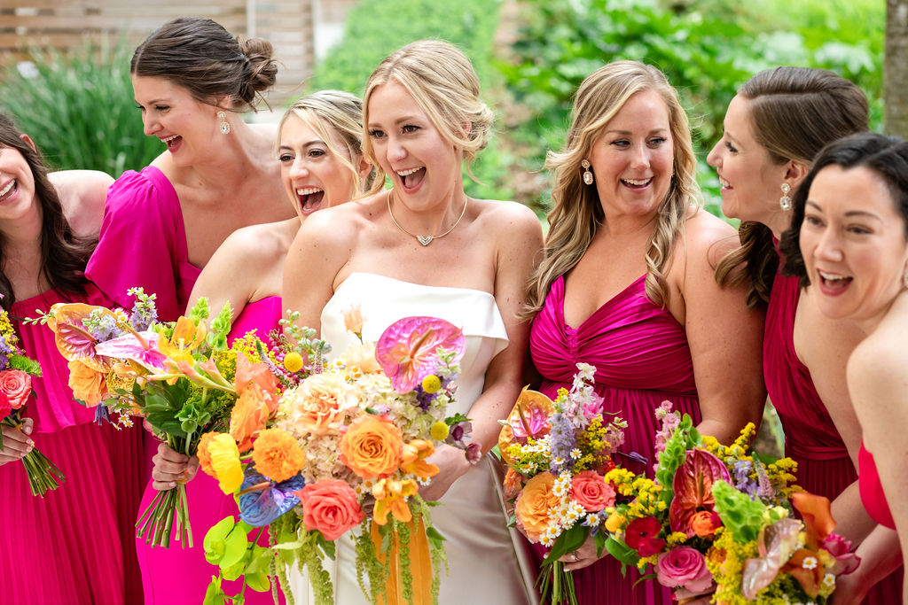 Hanna wedding photography with friends