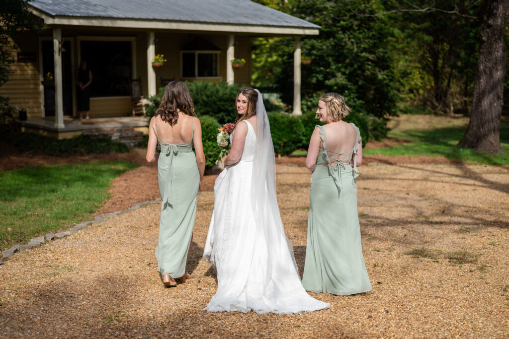 Lesleigh wedding photography Yarborough Mill