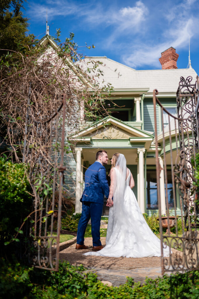 Lesleigh & Luke wedding Yarborough Mill