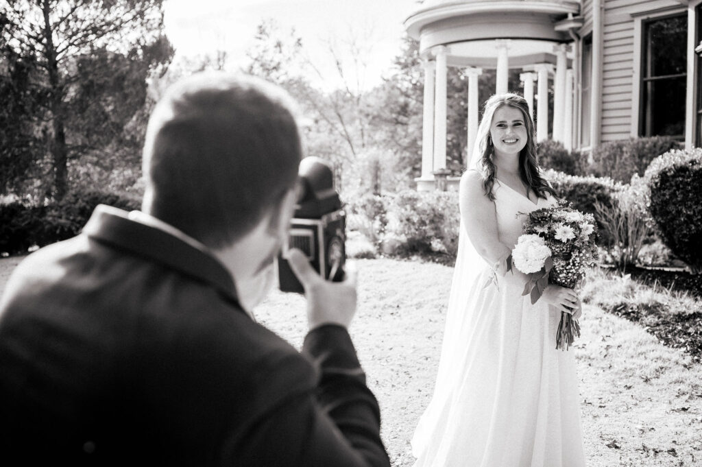 Lesleigh & Luke wedding Yarborough Mill